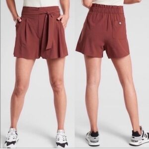 Athleta Skyline Short II Cinnamon‎ Size 10 High Rise Paper Bag shorts